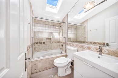 213 Hanover Dr, Costa Mesa, CA 92626 - photo 3