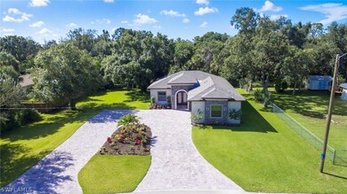 261 7th Ave, Labelle, FL 33935 - photo 3