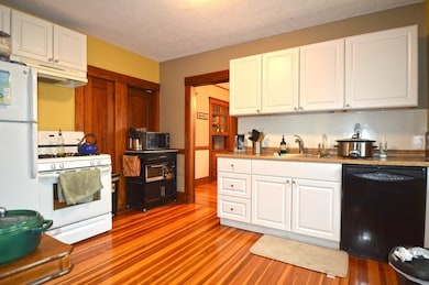 160 Vassall St unit 2, Quincy, MA 02170 - photo 2