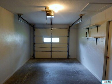 411 Shelly Dr, Troy, TX 76579 - photo 7