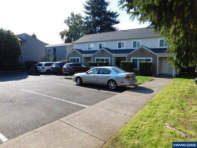 3489 Hawthorne Ave NE, Salem, OR 97301 - photo 2