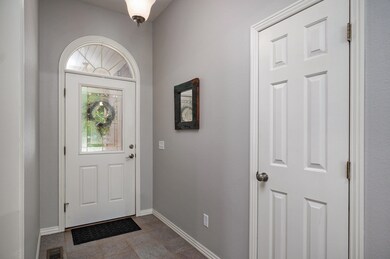 3875 S Hillsdale Ave-5