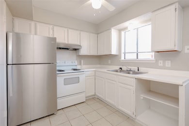 2813 Wimbledon Ct unit B, Garland, TX 75041 - photo 3