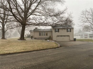 19 Barnes St, Greenville, RI 02828 - photo 3