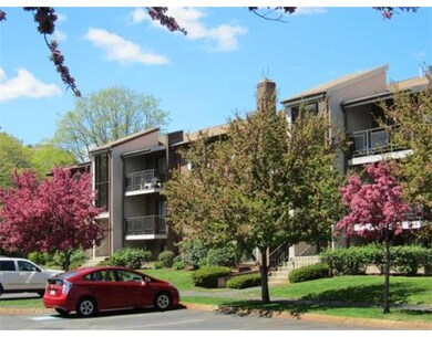 2366 Commonwealth Ave, Auburndale, MA 02466 - photo 2