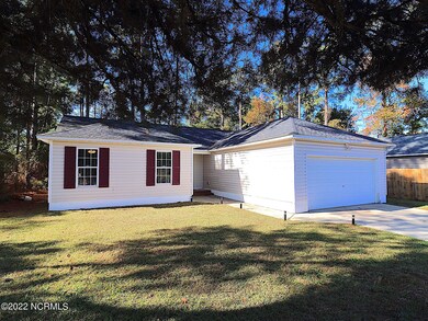 302 Parkwood Dr, Jacksonville, NC 28546 - photo 2