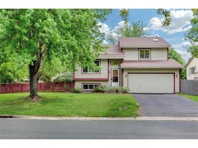 1366 Viewcrest Rd Shoreview, MN 55126
