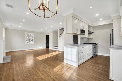 unlisted-address, Manhasset, NY 11030 - photo 5