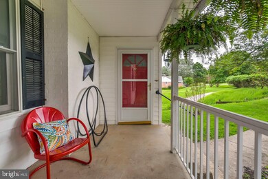 1124 Greenway Rd, Cockeysville, MD 21030 - photo 7