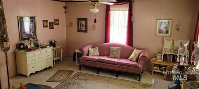 715 E Sherman Ave, Nampa, ID 83686 - photo 3