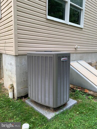 18 Sullivan Rd, Westminster, MD 21157 - photo 7