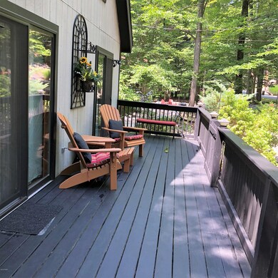 1032 Canary Ln, Lake Ariel, PA 18436 - photo 4