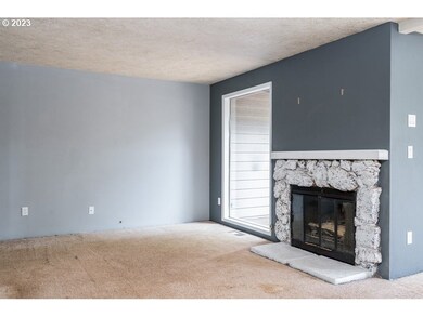 1946 NE 38th Dr, Gresham, OR 97030 - photo 7