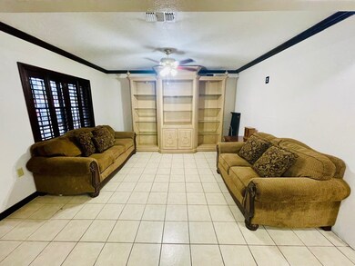 1503 Chicago St, Laredo, TX 78041 - photo 4