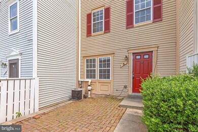 5 Appledowre Ct, Germantown, MD 20876 - photo 2