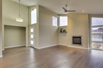 4661 SW Yew Leaf Ct, Redmond, OR 97756 - photo 6