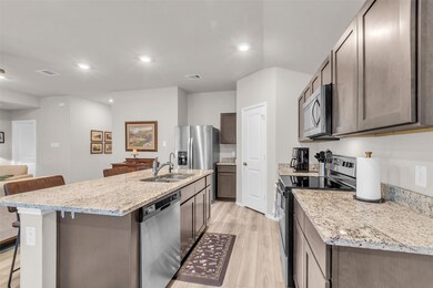 308 Pecos Dr, Huntsville, TX 77340 - photo 6