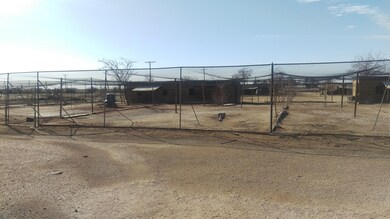 49001 100th St E, Lancaster, CA 93535 - photo 7