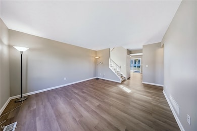 628 Windsor Ln, Northfield, OH 44067 - photo 5