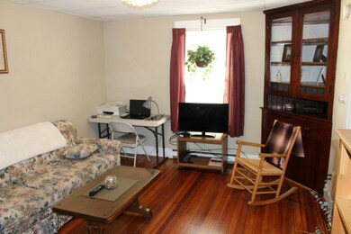 1st floor rear 1 bedroom apt living...