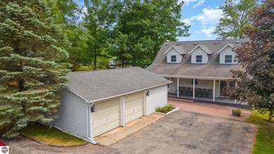 644 N Lakeview Dr, Hale, MI 48739 - photo 6