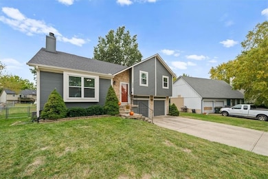 14923 W Peppermill Dr, Olathe, KS 66062 - photo 4