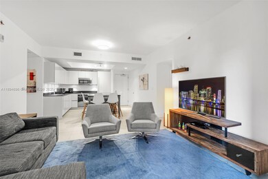 1010 Brickell Ave unit 1607, Miami, FL 33131 - photo 3