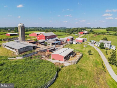 12860 Bunker Hill Rd, Union Bridge, MD 21791 - photo 2