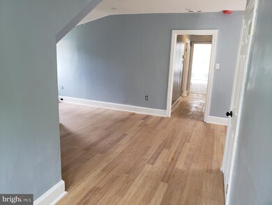 11 Cloverdale Ave unit 2, Upper Darby, PA 19082 - photo 5