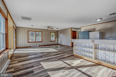 83 Denver Trail, Berkeley Springs, WV 25411 - photo 4