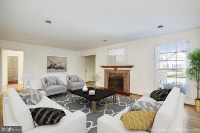 7708 Barnum Rd, Bethesda, MD 20817 - photo 3