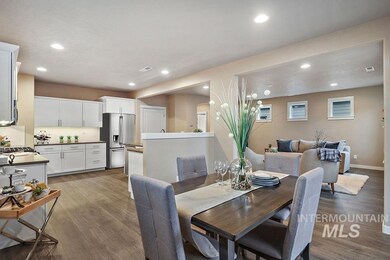 6281 W Los Flores Ct unit Lot 5 Block 5 Oaks W, Meridian, ID 83646 - photo 5