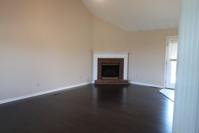 847 Isaac Shelby Cir E, Frankfort, KY 40601 - photo 7