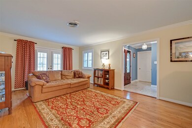 12131 Rhett Dr, Houston, TX 77024 - photo 3