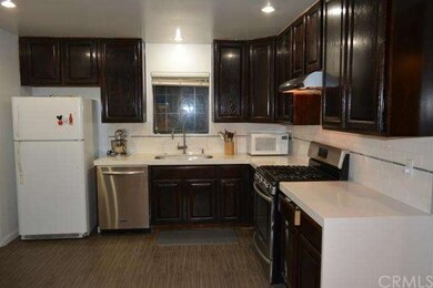 Gorgeous Kitchen with Stainless steel appliances a