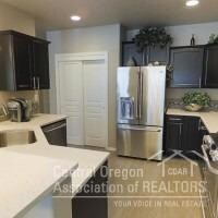 3525 SW Pumice Stone Ave, Redmond, OR 97756 - photo 3