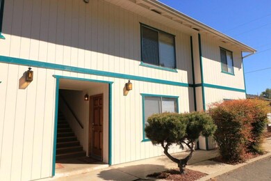 223 Cedar St, Rogue River, OR 97537 - photo 6