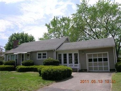 2 Foss St, Westfield, MA 01085 - photo 2
