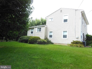 201 Highmeadow Rd, Reisterstown, MD 21136 - photo 3