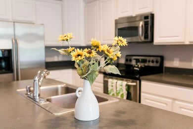 339 Hanton Way-0032