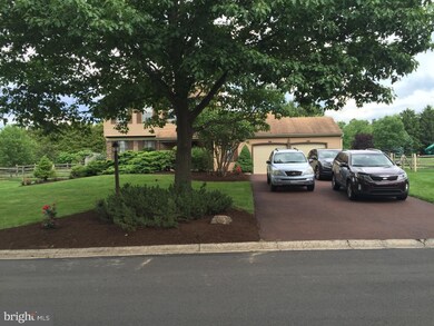 1802 Red Oak Way, Hatfield, PA 19440 - photo 2