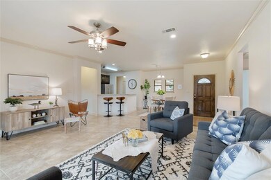 2010 Lindentree Dr, Weatherford, TX 76086 - photo 5