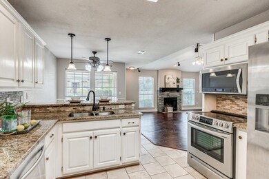 1916 Maplewood Trail, Colleyville, TX 76034 - photo 3