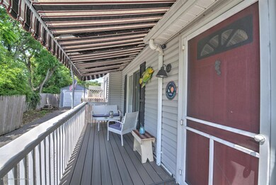 05-FRONT PORCH