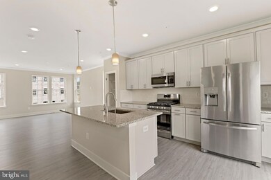 2405 Woodlands Rd, Woodlawn, MD 21244 - photo 4