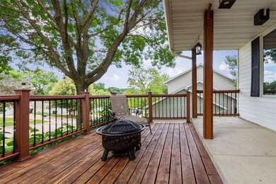 1712 Hamer Dr NW, Cedar Rapids, IA 52405 - photo 4