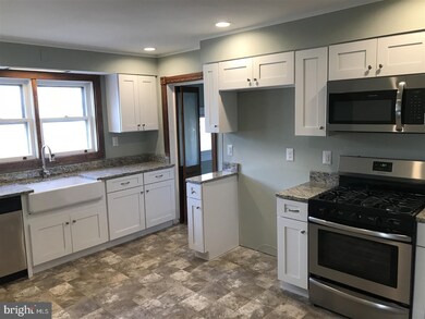 614 E Atlantic Ave, Laurel Springs, NJ 08021 - photo 5