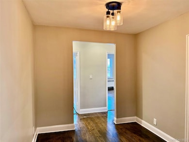 1549 Central Park Ave unit G2, Yonkers, NY 10710 - photo 6