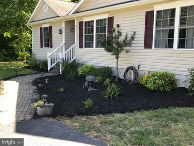 501 Rolando Dr, Colonial Beach, VA 22443 - photo 2