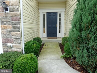 466 Lantern Ln, Chambersburg, PA 17201 - photo 3